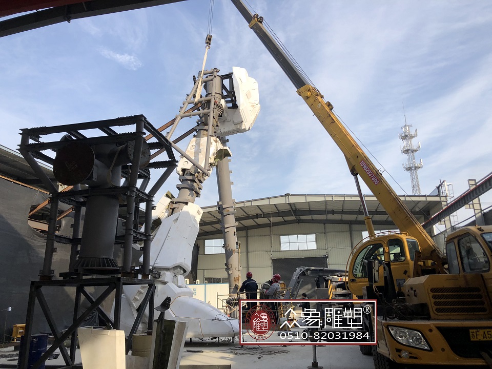 商業(yè)街區(qū)綠色生態(tài)雕塑的設(shè)計和制作如何？