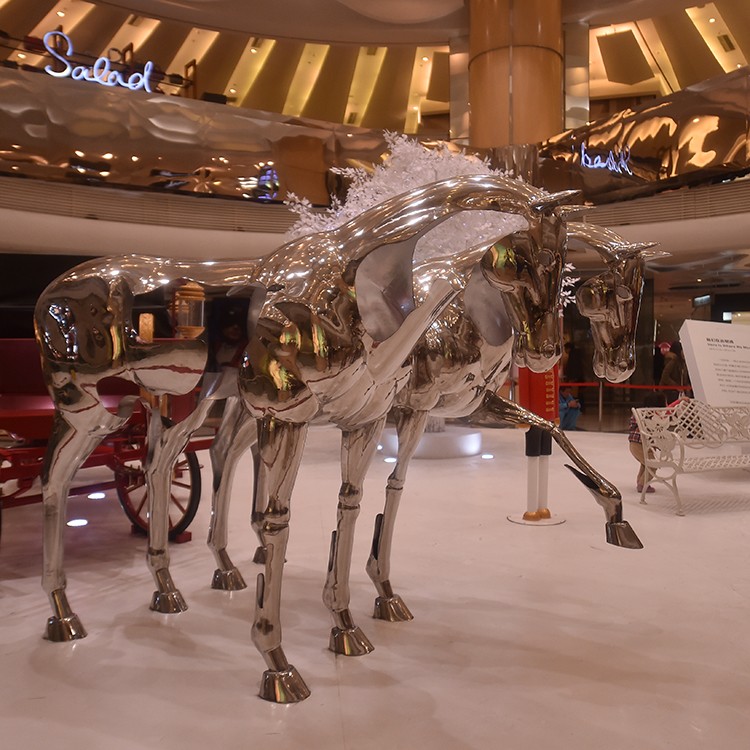 玻璃鋼雕塑的修復(fù)材料有哪些選擇？